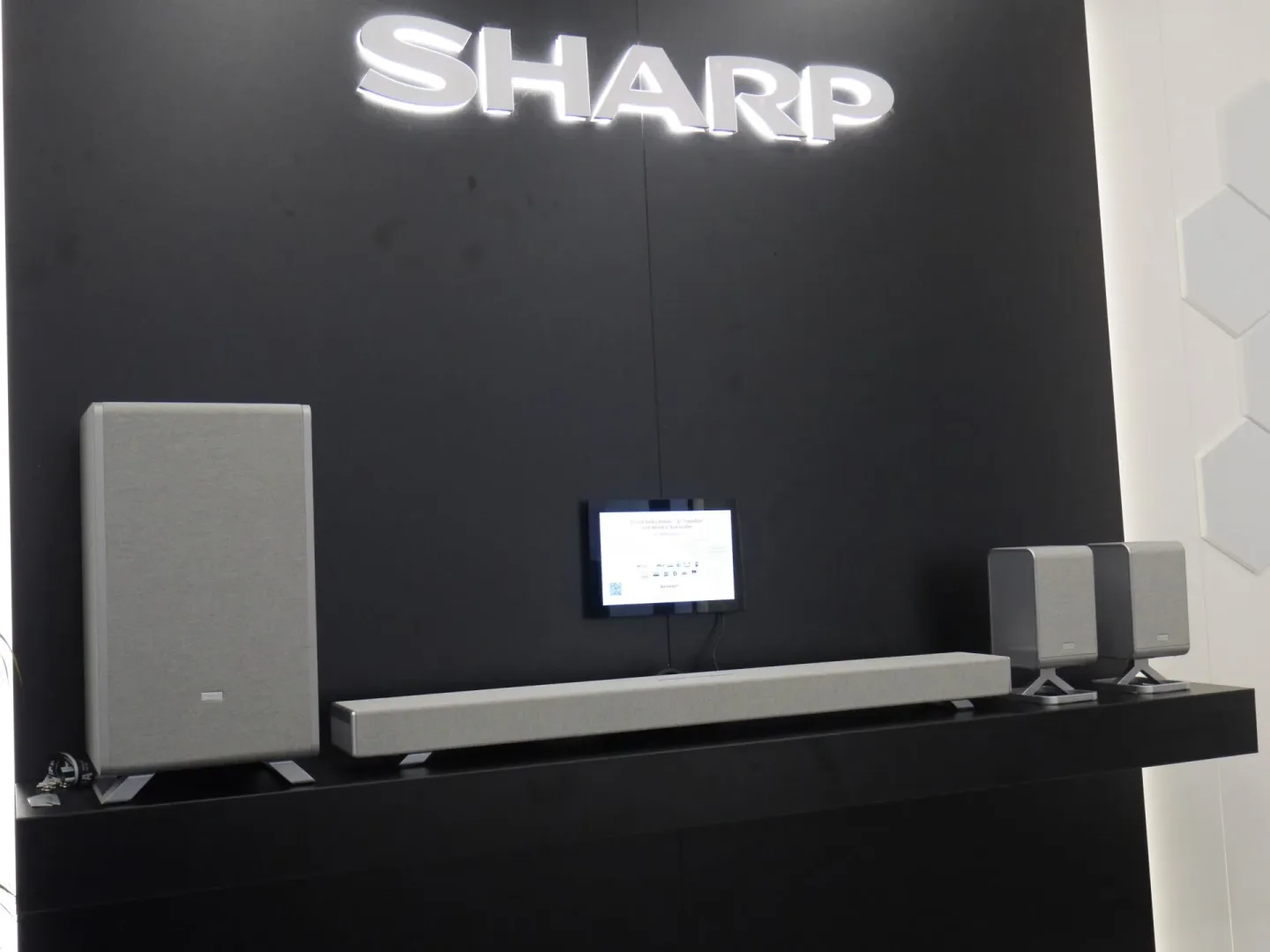 Sharp na IFA Berlin 2025. Od TV, przez audio, po rowery! Sharp na IFA Berlin 2025