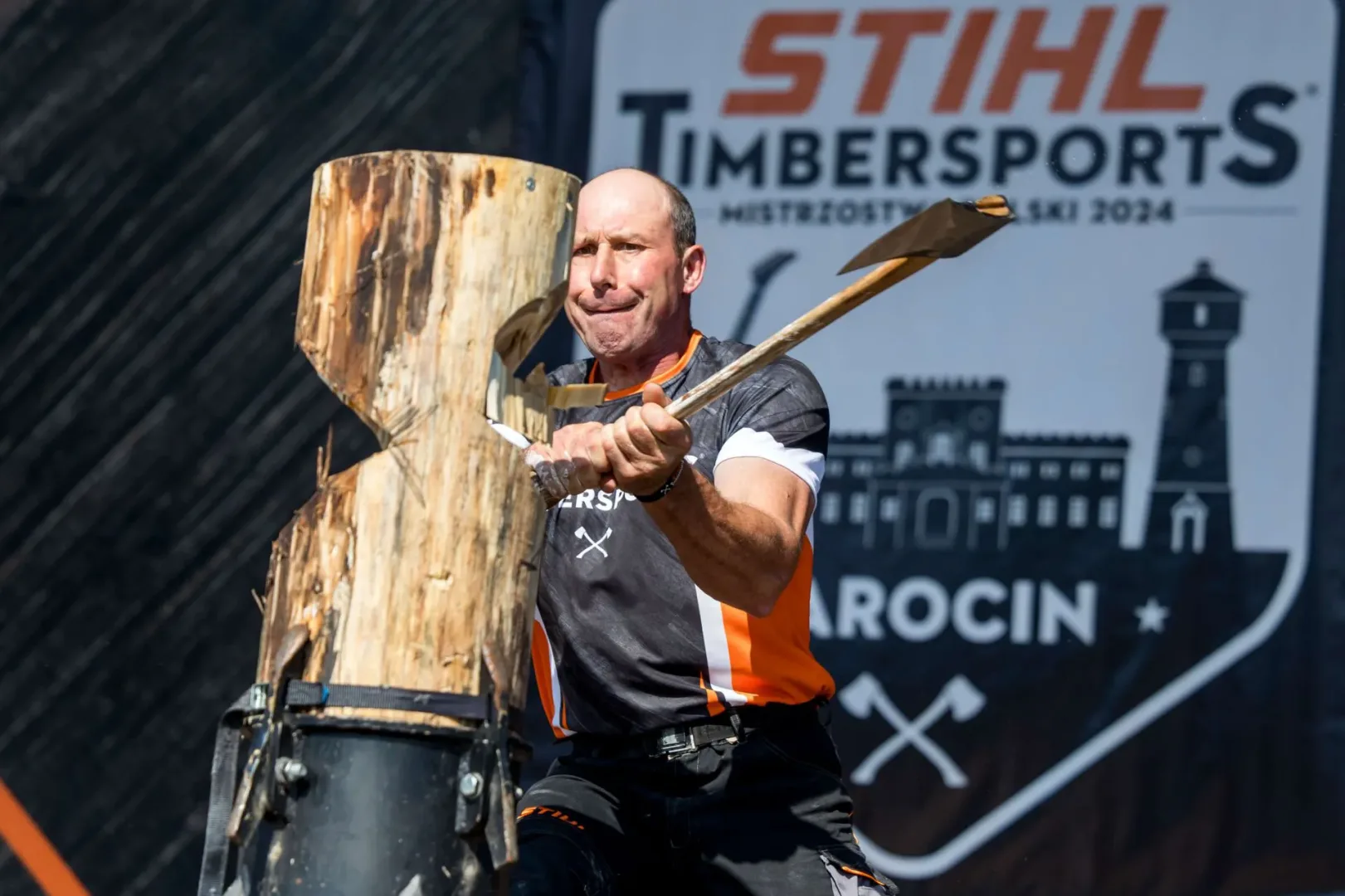 Mistrzostwa Polski STHIL TIMBERSPORT 2025. Na zdjęciu Jacek Groenwald.