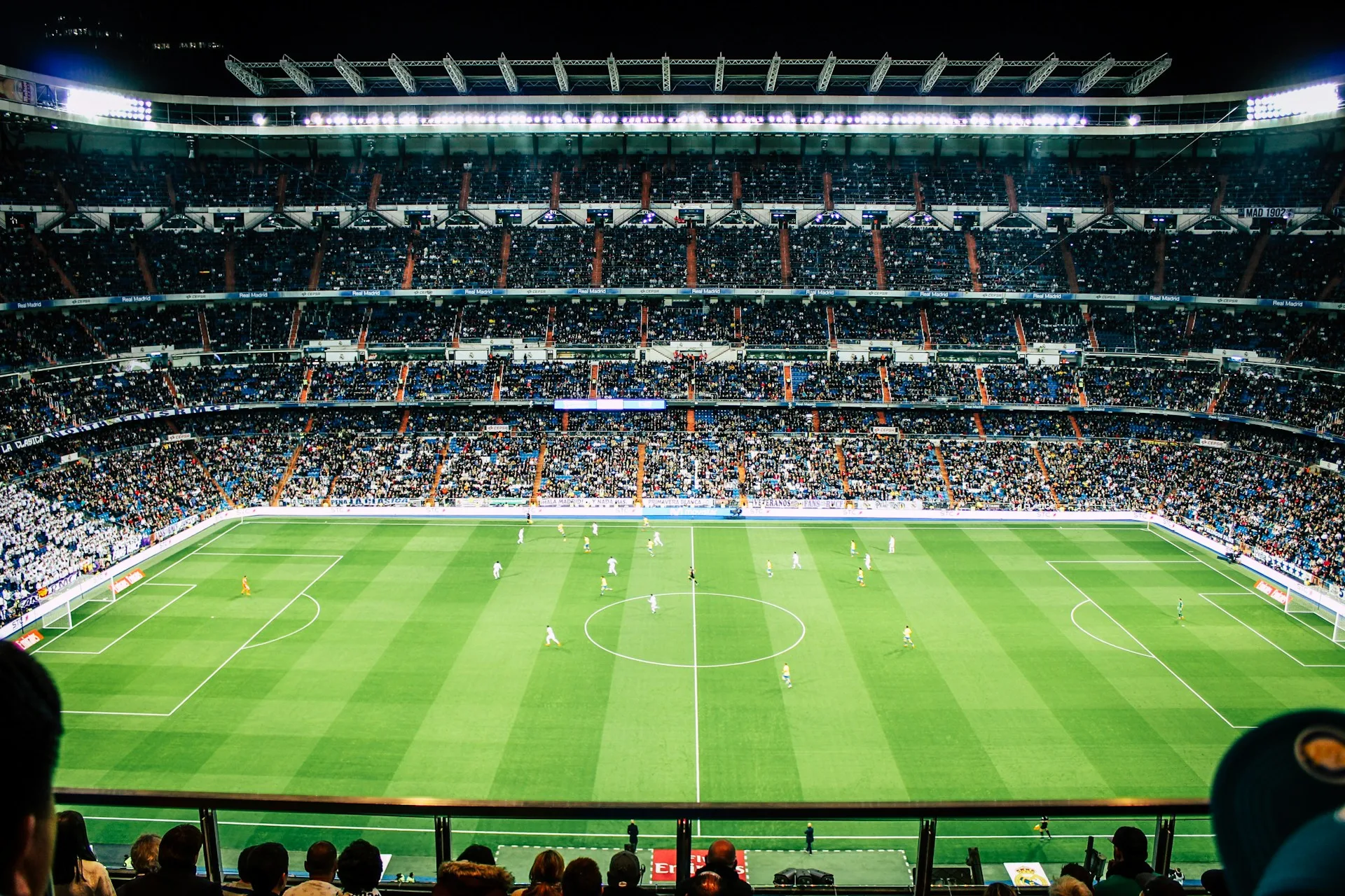 Sportowy tydzień #4. Europejskie puchary w komplecie. Fot. Vienna Reyes/Unsplash