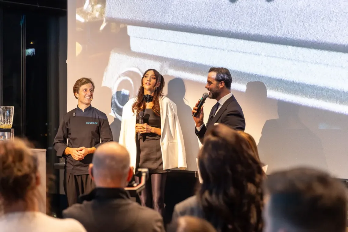 Cecotec w Polsce. Na zdjęciu David Gaboriaud, Klaudia Niescior, Conrado Moreno.