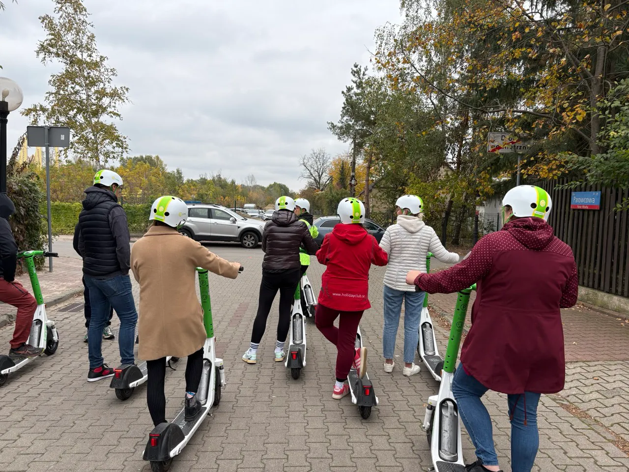 Lime szkoli nauczycieli z bezpiecznej jazdy e-hulajnogami. Bo edukacja zaczyna się od dorosłych Lime szkoli nauczycieli z bezpiecznej jazdy e-hulajnogami.