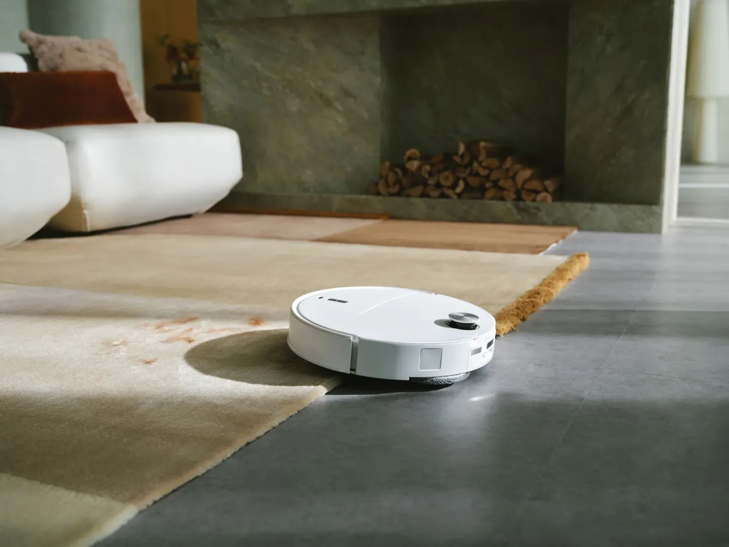 Roborock Qrevo Curv 2 Pro - robot sprzątający z funkcją mopowania.