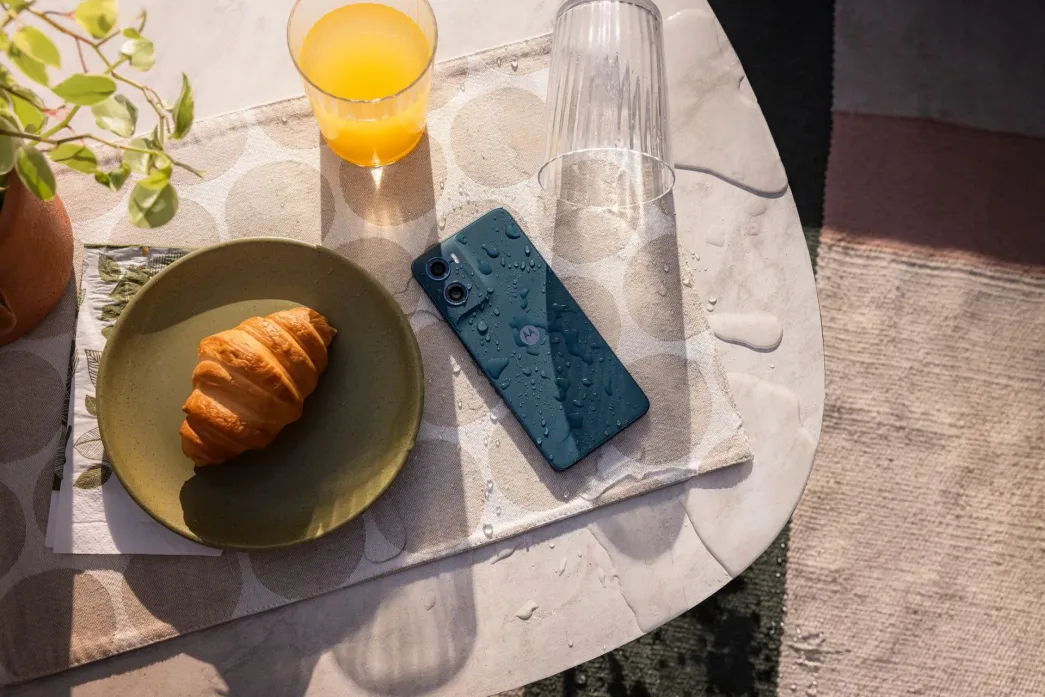 Smartfon moto g06 power.