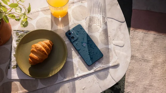 Smartfon moto g06 power.