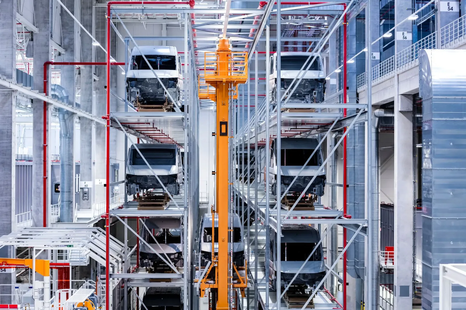 Volkswagen inwestuje we Wrześni – powstanie nowa generacja elektrycznego Craftera! Volkswagen inwestuje we Wrześni.