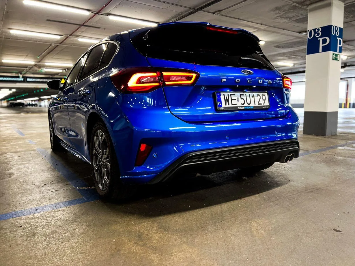 Ford Focus zjechał z taśmy po raz ostatni. 12 mln sztuk! Ford Focus ST Line.