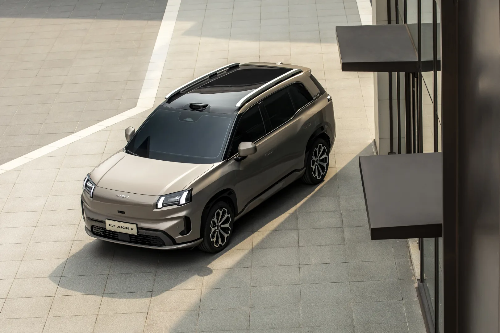 GAC Aion V za 699 zł netto miesięcznie. To elektryk z Chin GAC Aion V za 699 zł netto miesięcznie.