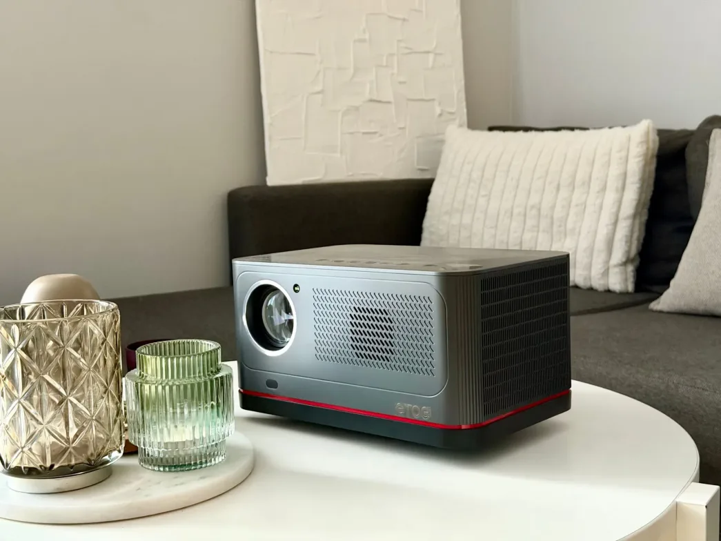 Test ETOE Whale Pro. Projektor Full HD z Androidem.