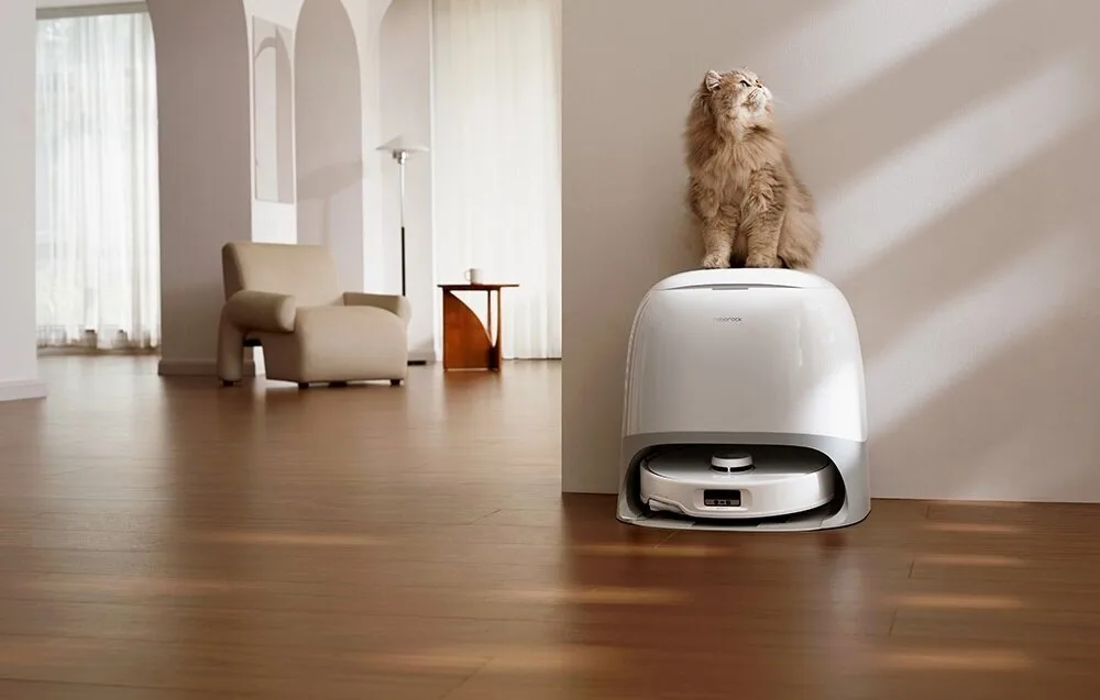 Roborock Black Friday 2025. Na zdjęciu model Qrevo Curv 5A1.