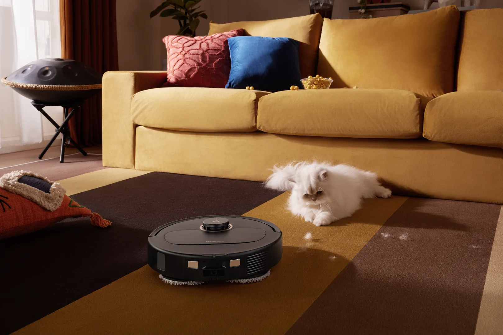 Roborock na Black Friday 2025. Rabaty do 49%! Zobacz! Roborock na Black Friday 2025. Na zdjęciu model Qrevo 5AE.