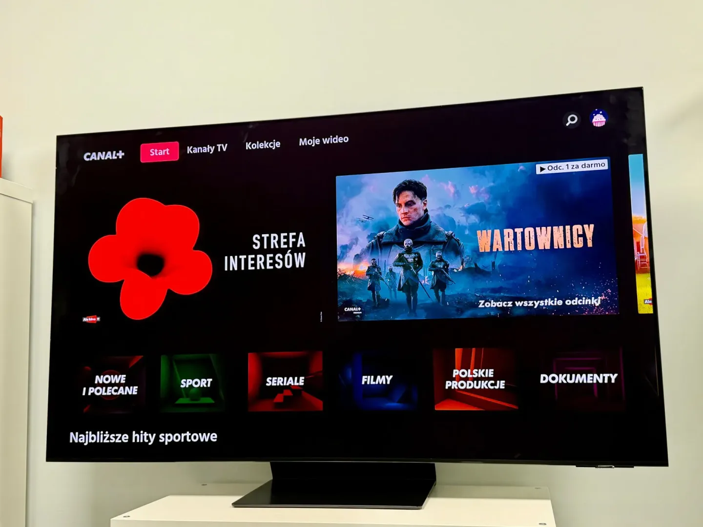 Samsung rozdaje telewizory. Drugi, 42-calowy masz za darmo! Samsung rozdaje telewizory! Na zdjęciu model S95F.