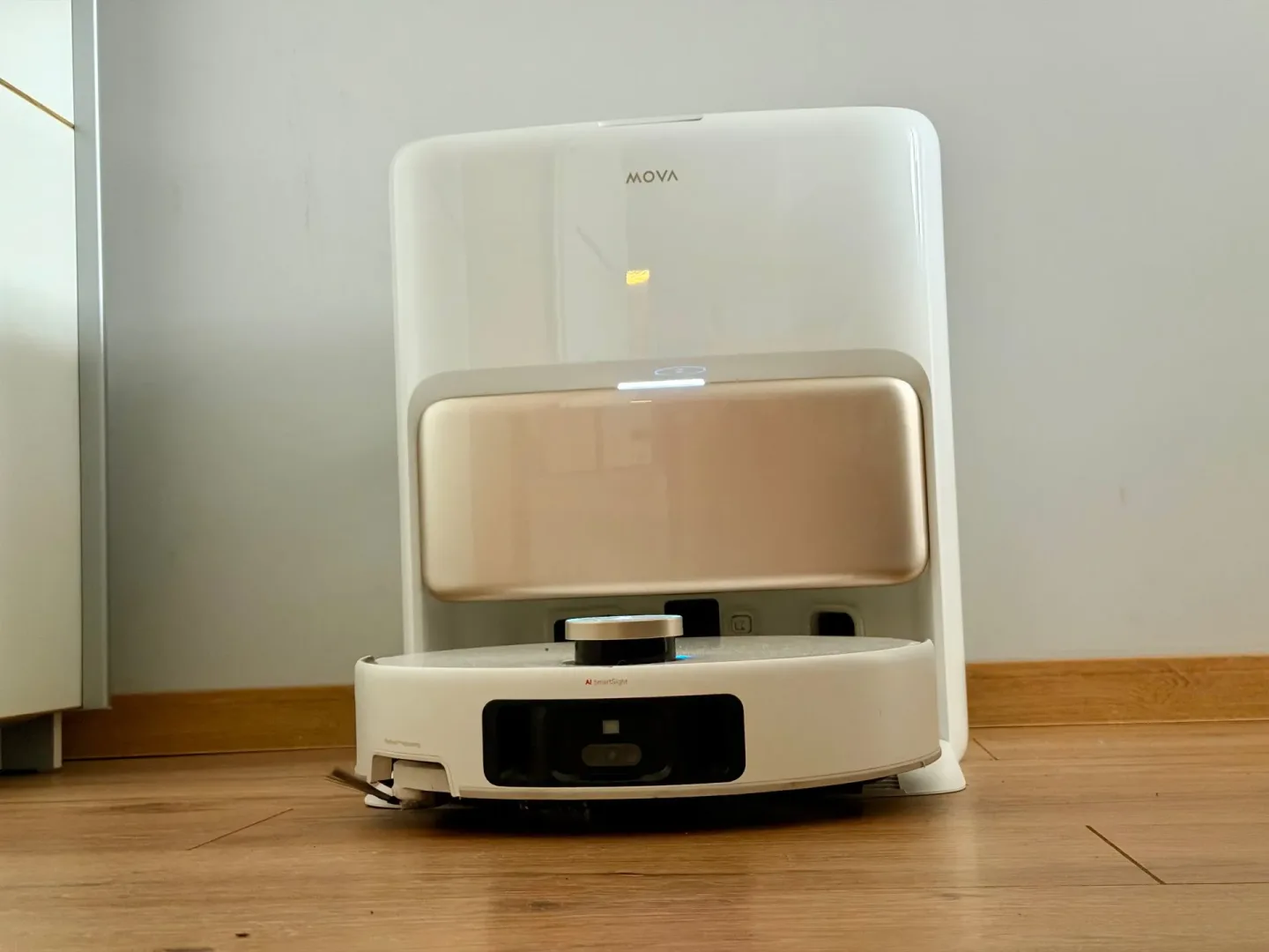 Test MOVA V50 Ultra - robot sprzątający z funkcją mopowania.