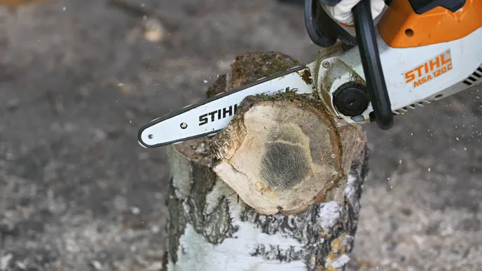 Drewniana choinka - jak zrobić ją samemu? Praktyczny poradnik.