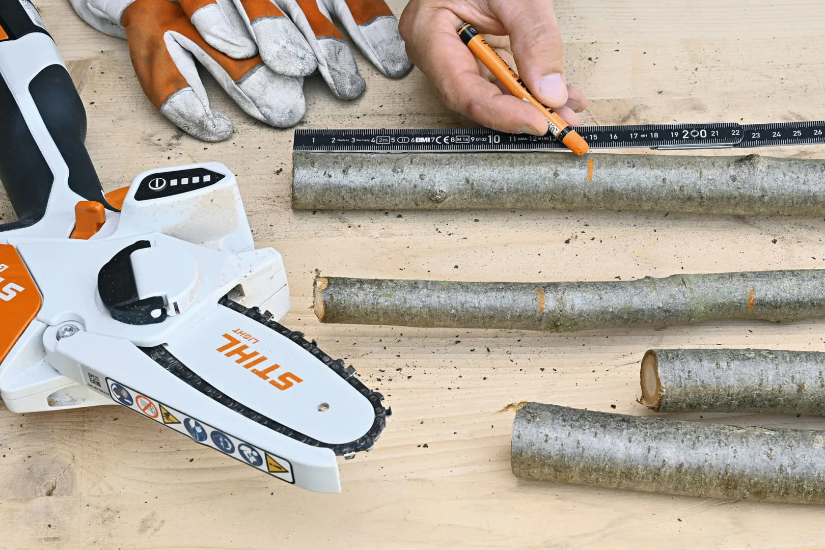 Drewniana choinka to hit! Zrobisz ją sam w 2 godziny! Serio! Drewniana choinka - jak zrobić ją samemu? Praktyczny poradnik.