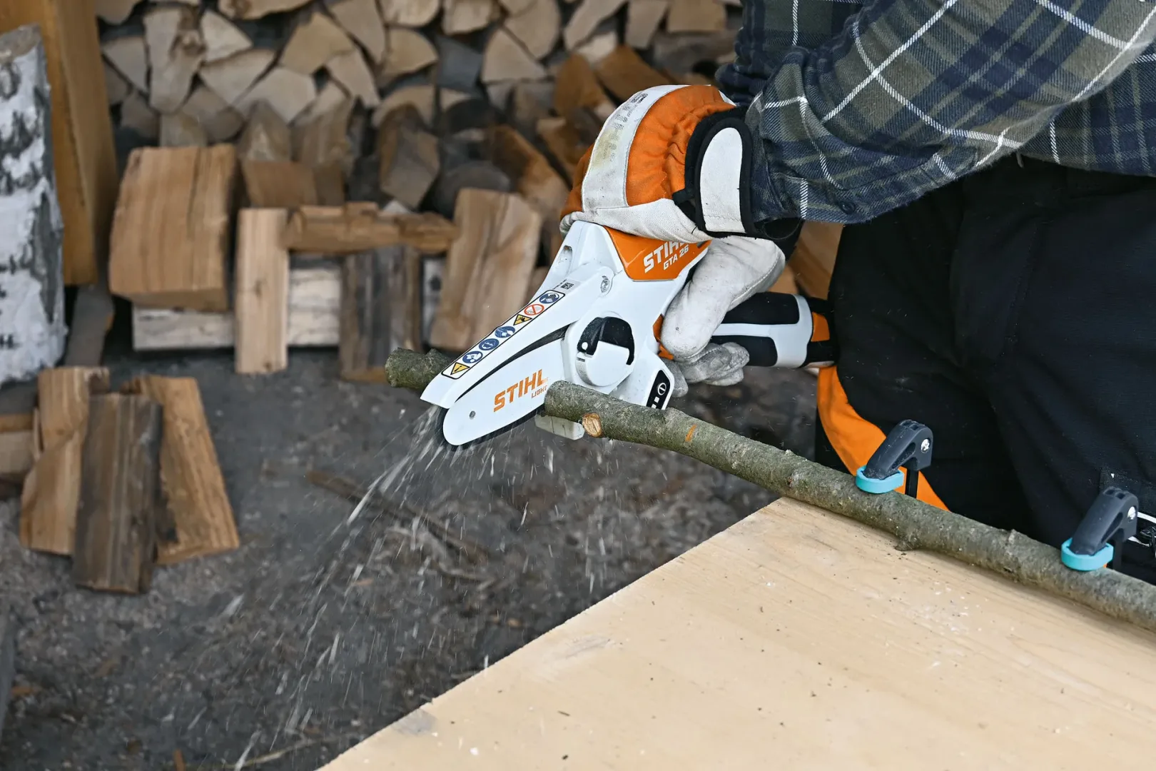 Drewniana choinka to hit! Zrobisz ją sam w 2 godziny! Serio! Drewniana choinka - jak zrobić ją samemu? Praktyczny poradnik.