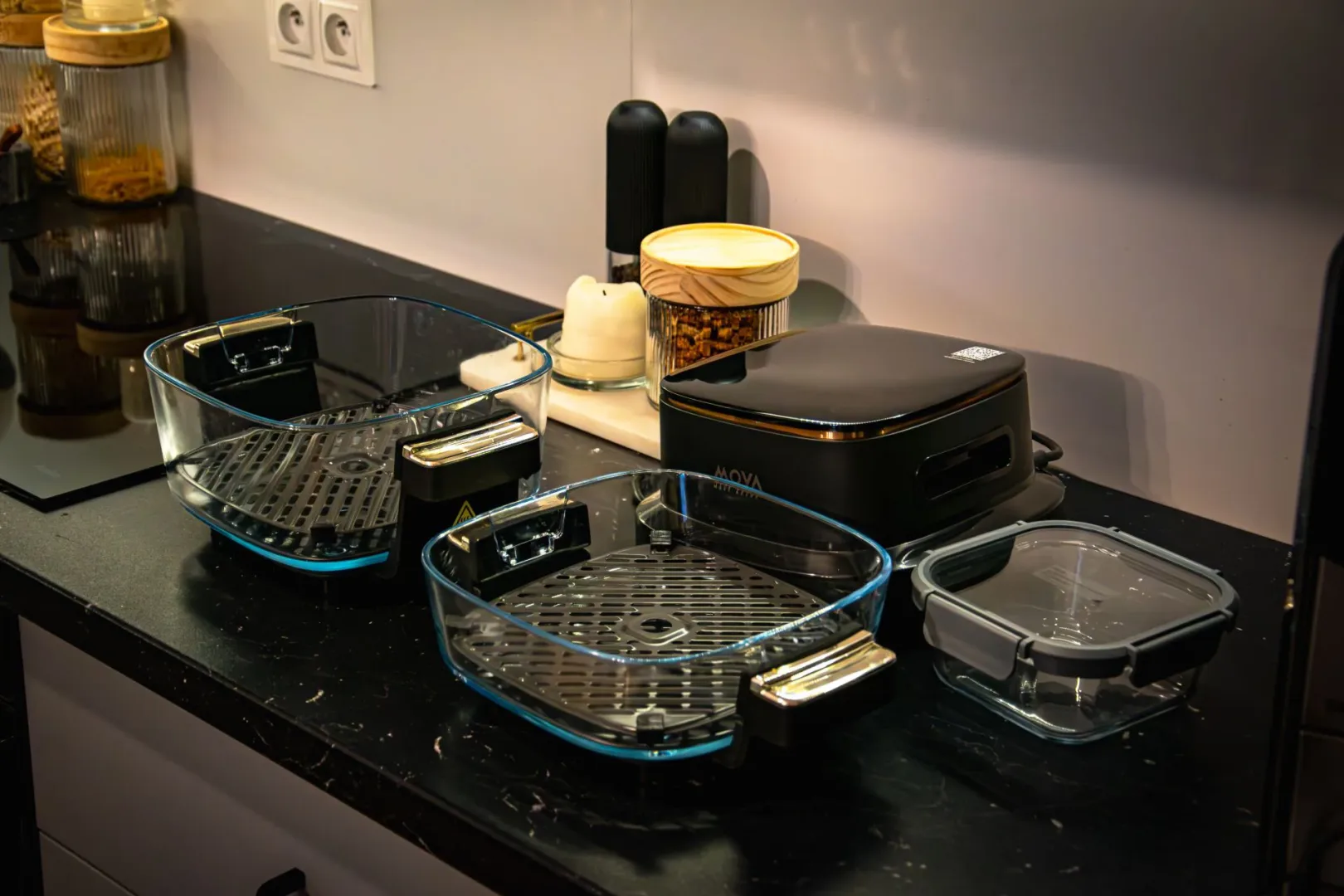 MOVA Aeroglass AF20 Pro. Fot.: Ernest Dragan / MenWorld.pl.