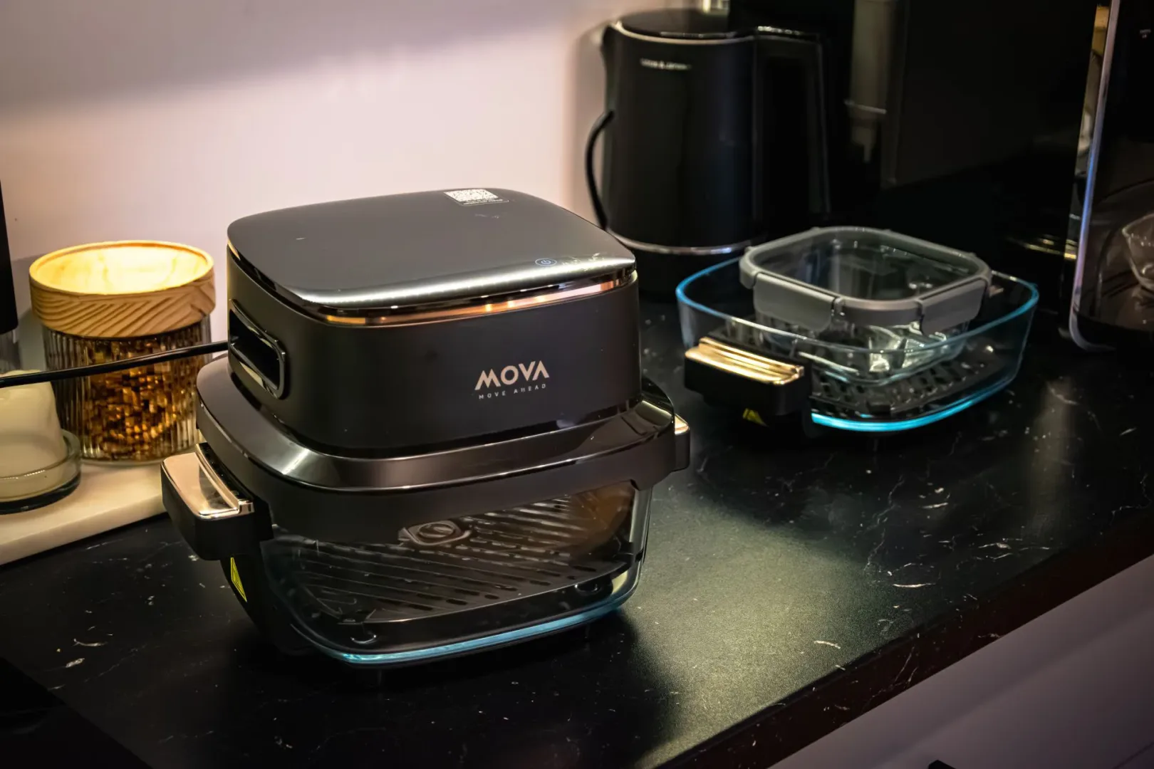 MOVA Aeroglass AF20 Pro. Fot.: Ernest Dragan / MenWorld.pl.