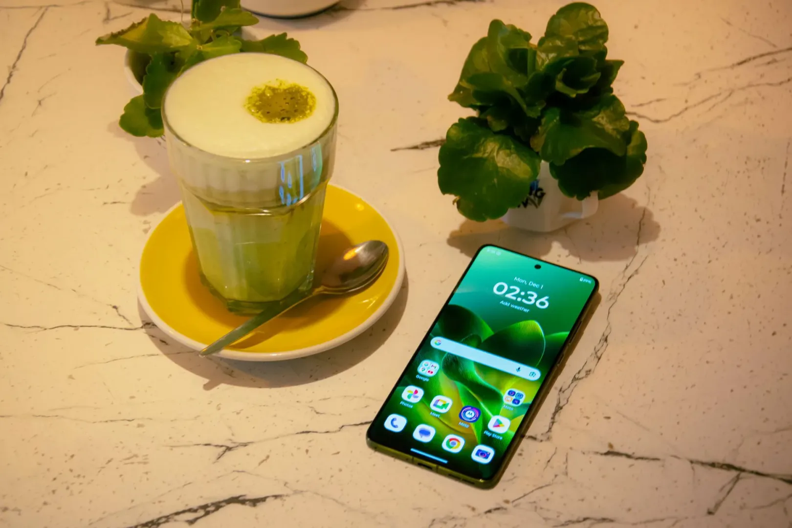 Z tym ogniwem Motorola Edge 70 będzie hitem. Sprawdziłem to! Smartfon Motorola Edge 70. Fot.: Ernest Dragan, MenWorld.pl.