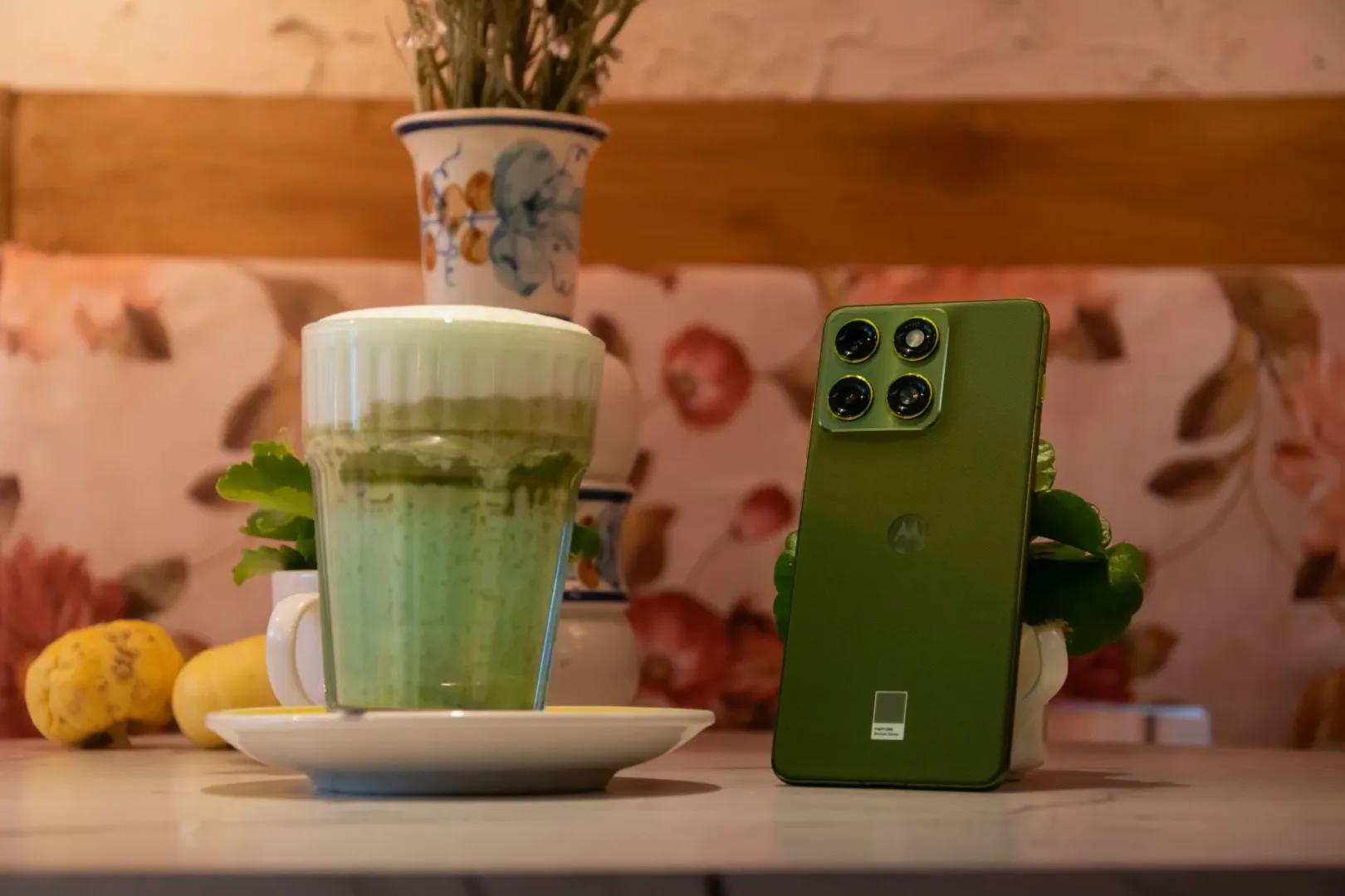 Z tym ogniwem Motorola Edge 70 będzie hitem. Sprawdziłem to! Smartfon Motorola Edge 70. Fot.: Ernest Dragan, MenWorld.pl.