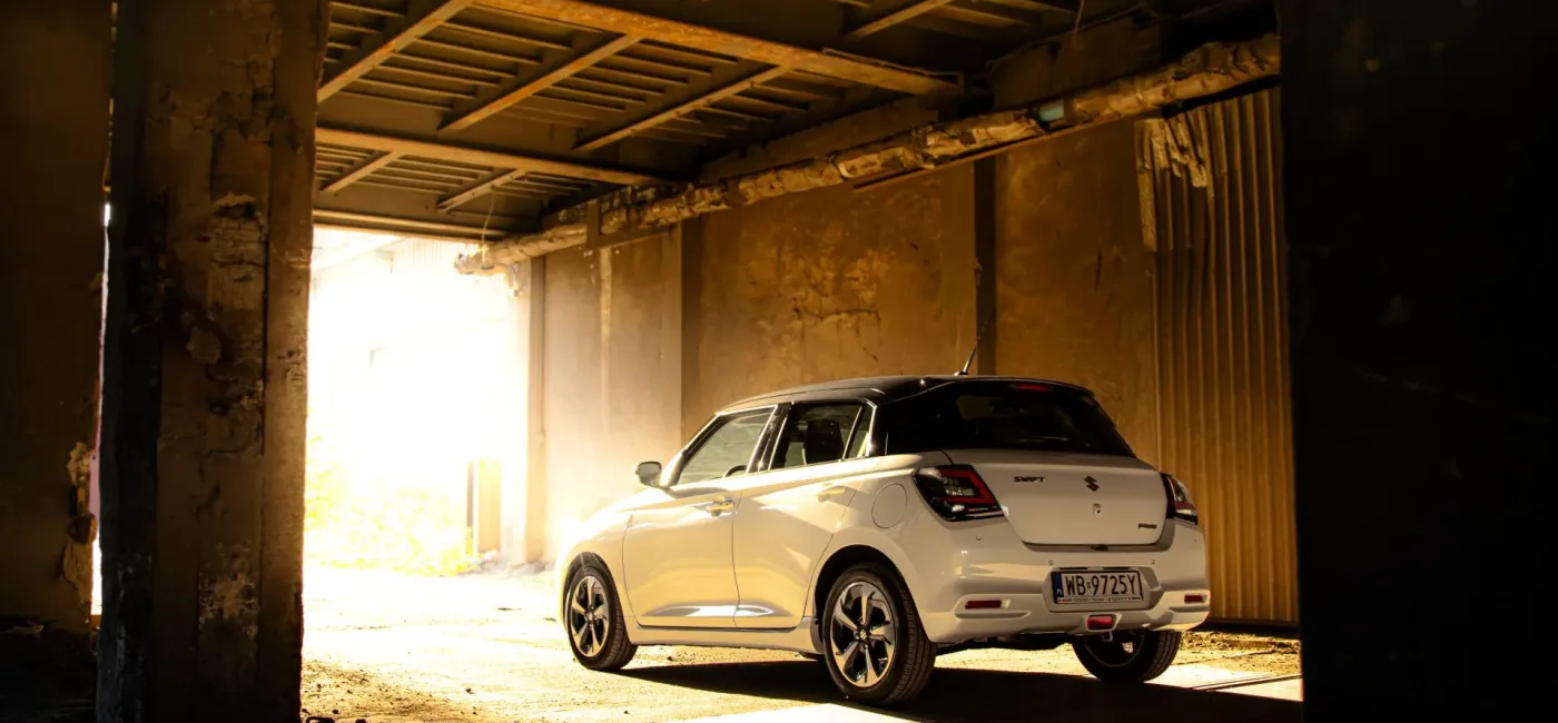 Suzuki Swift 1.2 DualJet mild Hybrid 2WD 5MT Elegance.