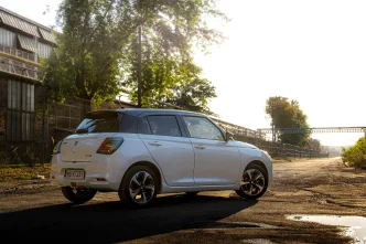 Suzuki Swift 1.2 DualJet mild Hybrid 2WD 5MT Elegance.