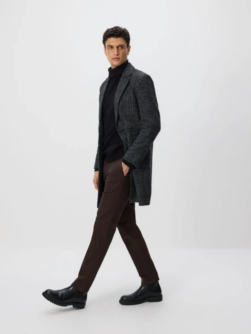 Poradnik: najlepsze męskie spodnie – od casualu po styl formalny