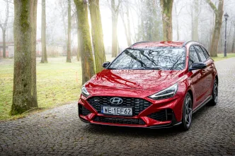 MY2025 Hyundai i30 Wagon N Line - kompaktowe kombi do miasta. Fot.: Ernest Dragan / MenWorld.pl.