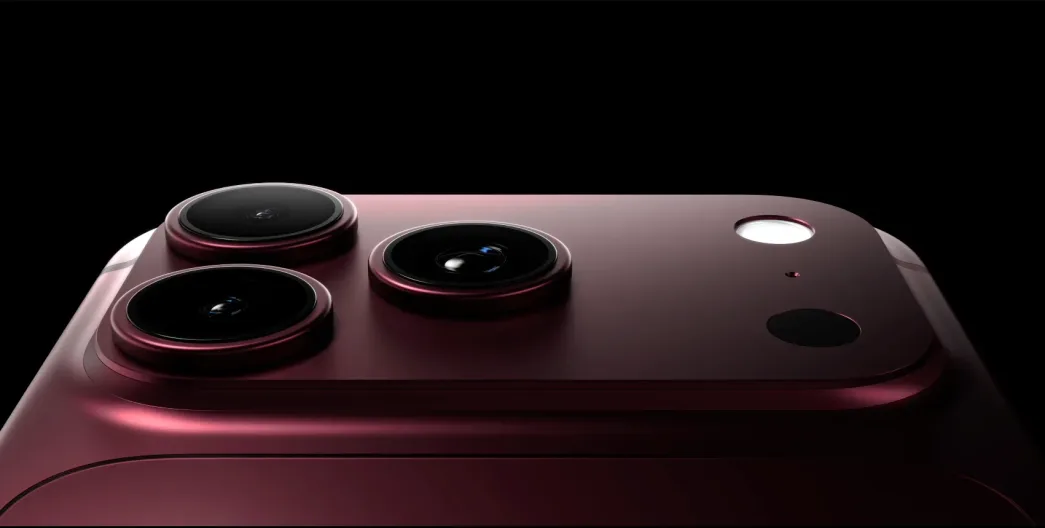 Czy tak będzie wyglądał Apple iPhone 18 Pro? Wizualizacja: Front Page Tech na YouTube.