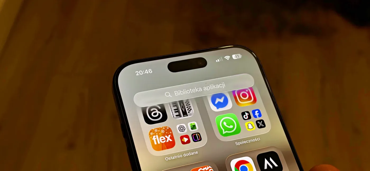 Pliki z Android na iOS? Na zdjęciu model iPhone 17 Pro Max.