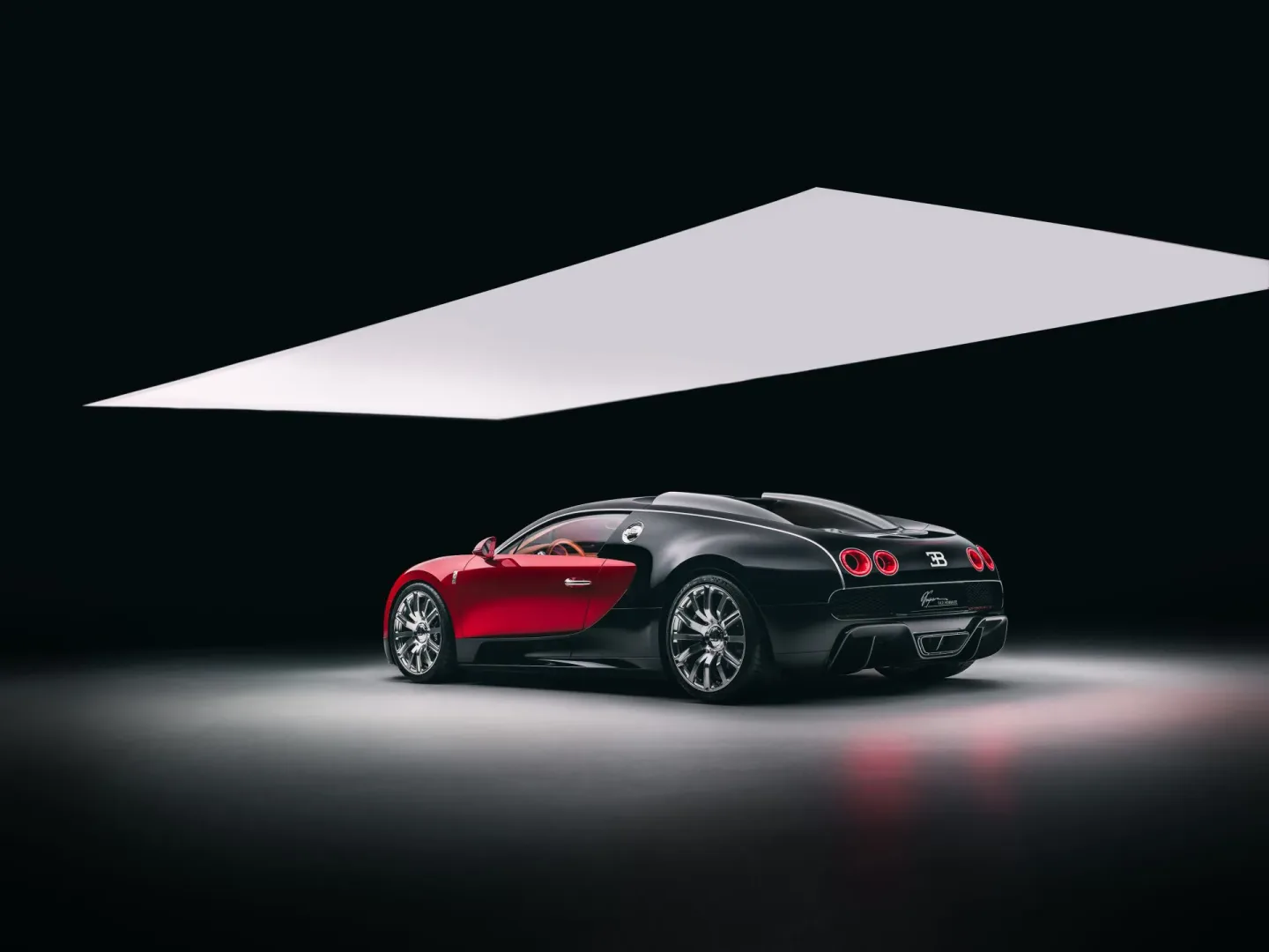Bugatti F.K.P. Hommage tył – aerodynamiczny spoiler i nowoczesny design