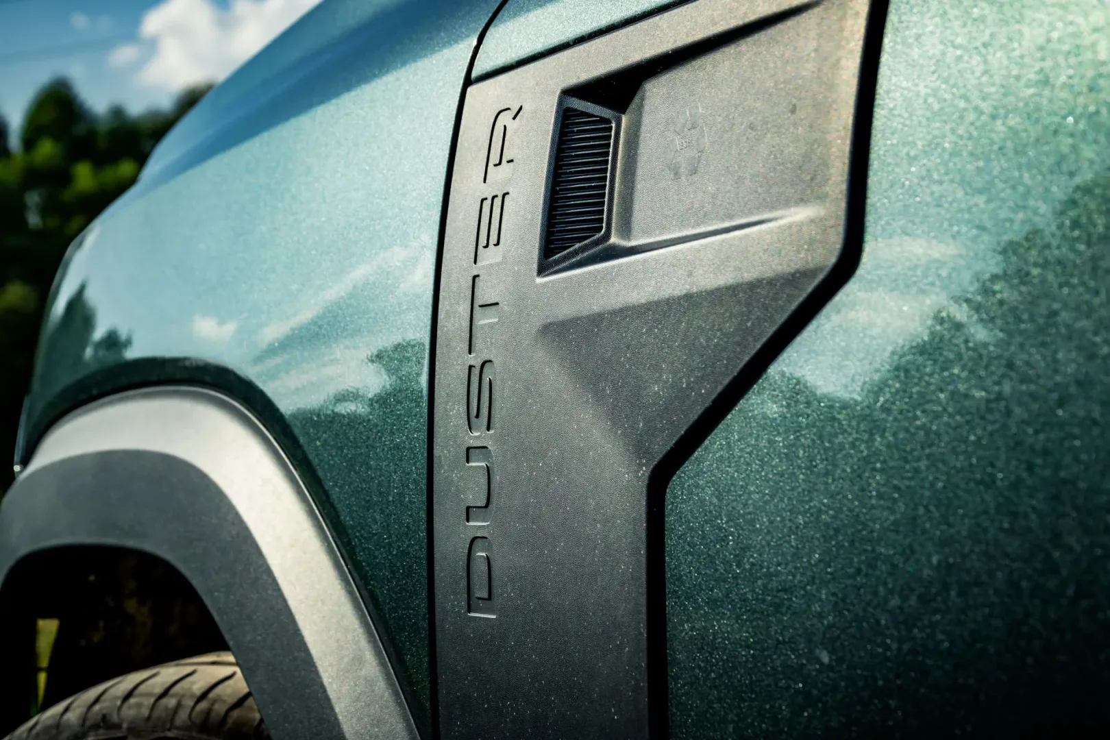 Hybrydowa Dacia Duster Extreme. Fot.: Ernest Dragan / MenWorld.pl.