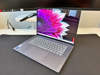 Lenovo Yoga Slim 7i Aura Edition Gen 10.