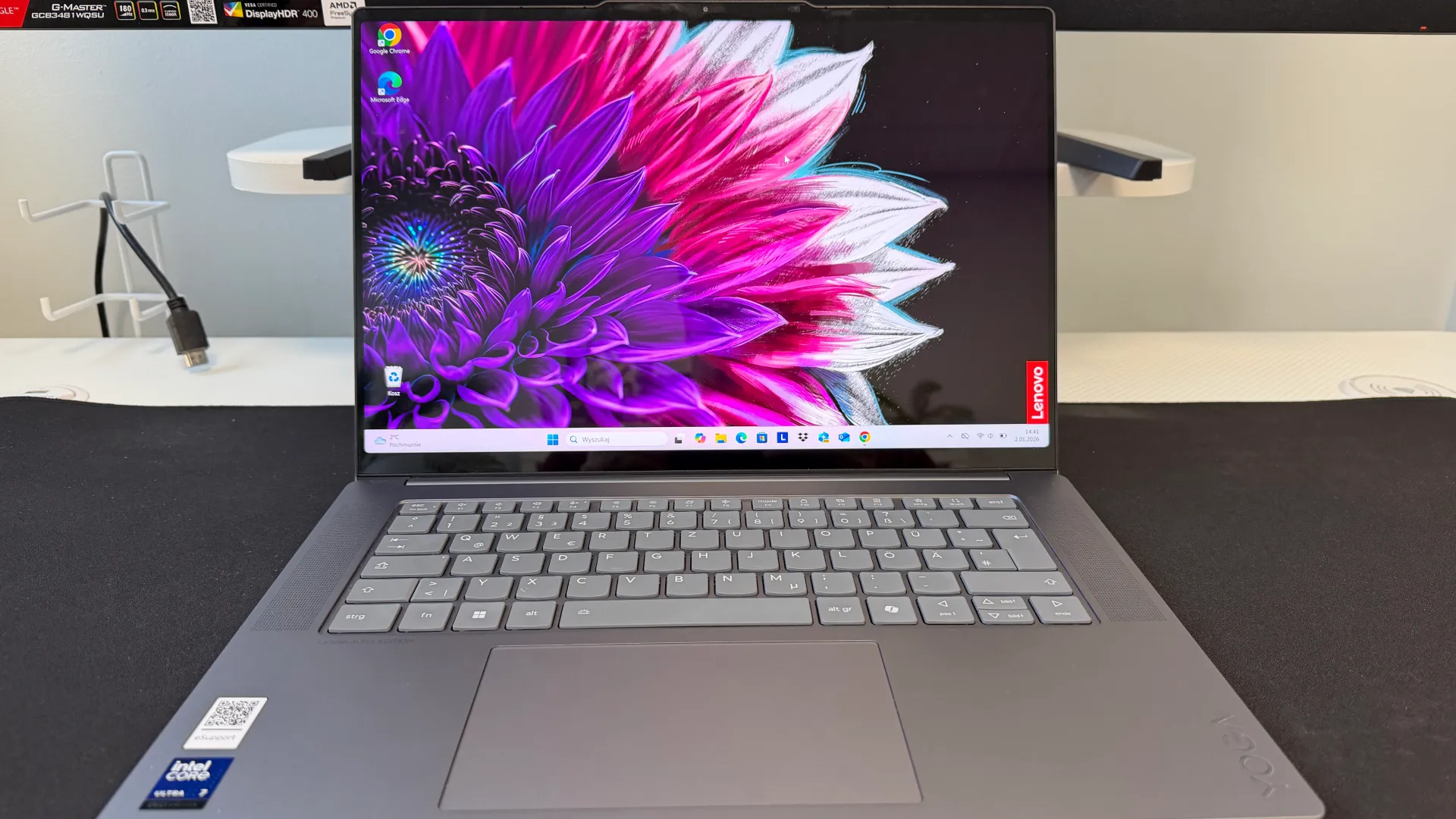 Lenovo Yoga Slim 7i Aura Edition Gen 10. Lepszy od konkurencji? Lenovo Yoga Slim 7i Aura Edition Gen 10.