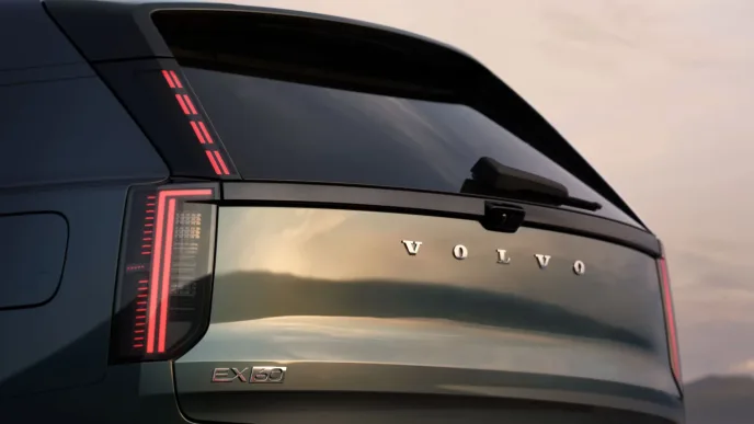 Nowy elektryczny SUV Volvo EX60.