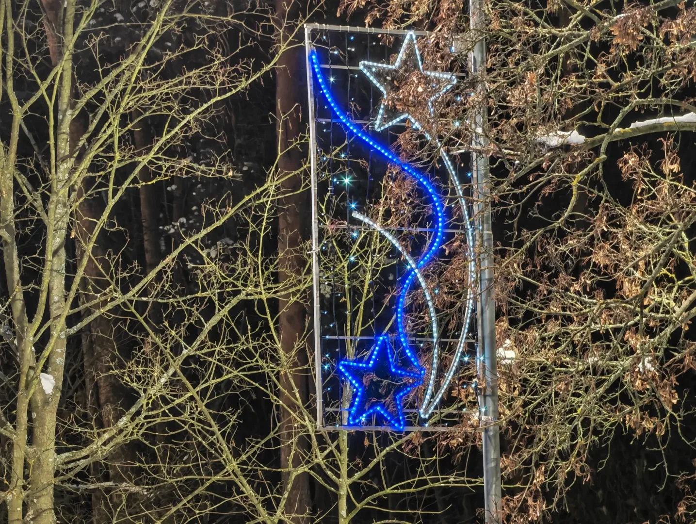 Przetestowałem Honor Magic8 Pro. Warto kupić ten smartfon? Honor Magic8 Pro - zdjęcie nocne.