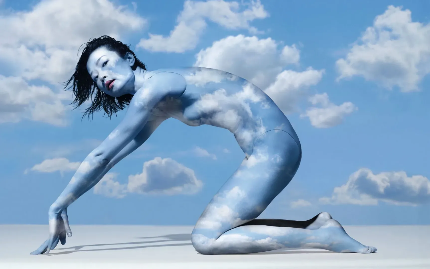 Pirelli rozpala wyobraźnię. Kalendarz „Elements” bez cenzury Kalendarz Pirelli 2026 "Elements". Na zdjęciu Du Juan.