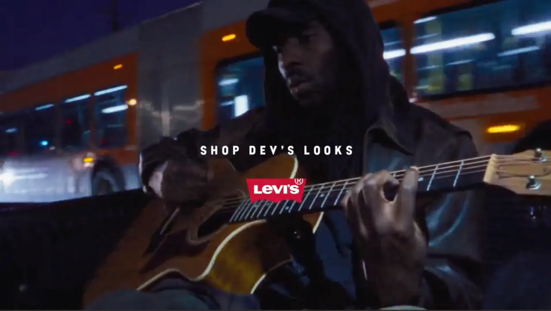 Levi’s x Dev Hynes: coś więcej niż kolaboracja. To kontrasty Nowa kampania Levi’s x Dev Hynes - wiosna/lato 2026.