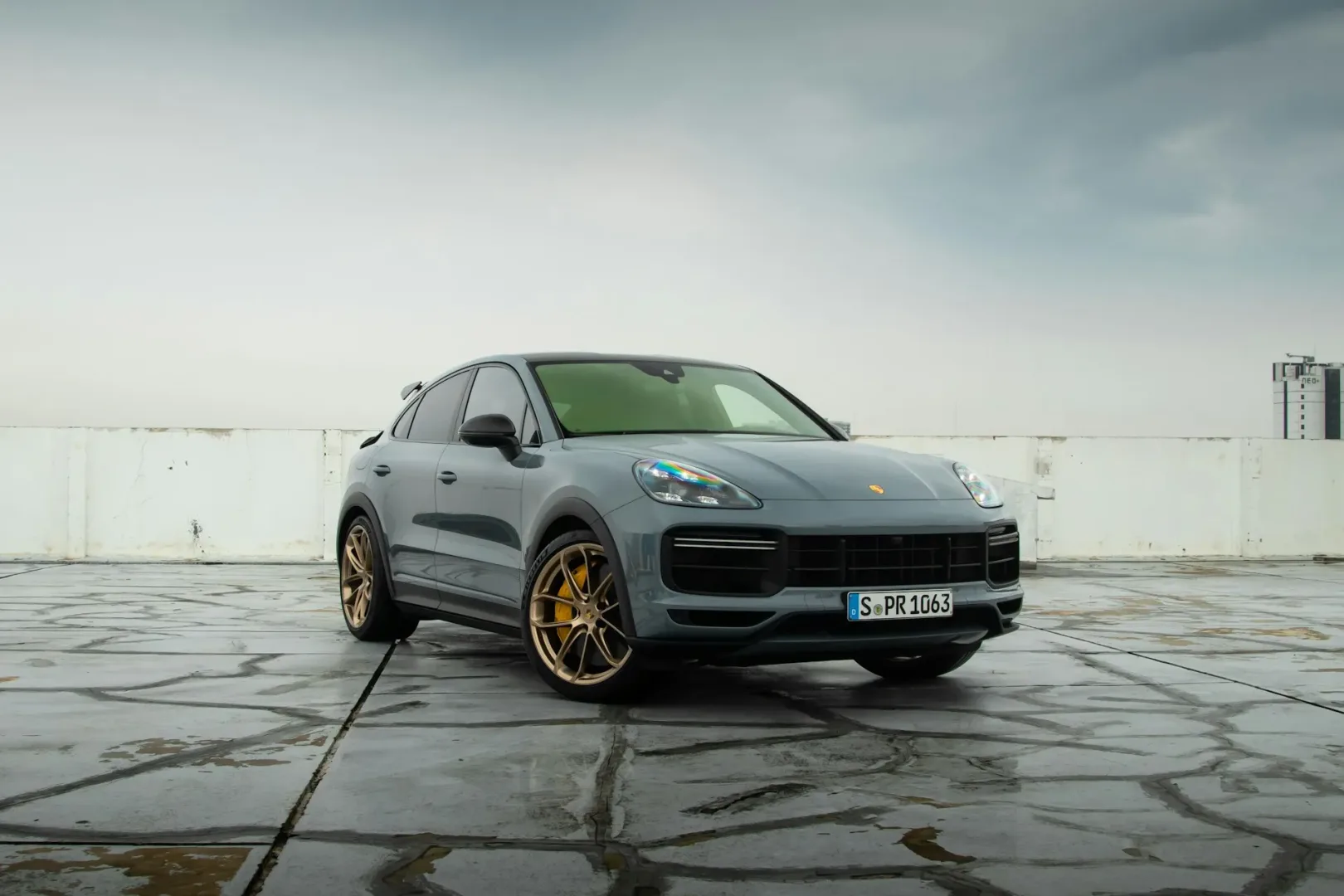Większy od Cayenne. USA i Bliski Wschód dostaną coś lepszego Porsche Cayenne Turbo GT coupe