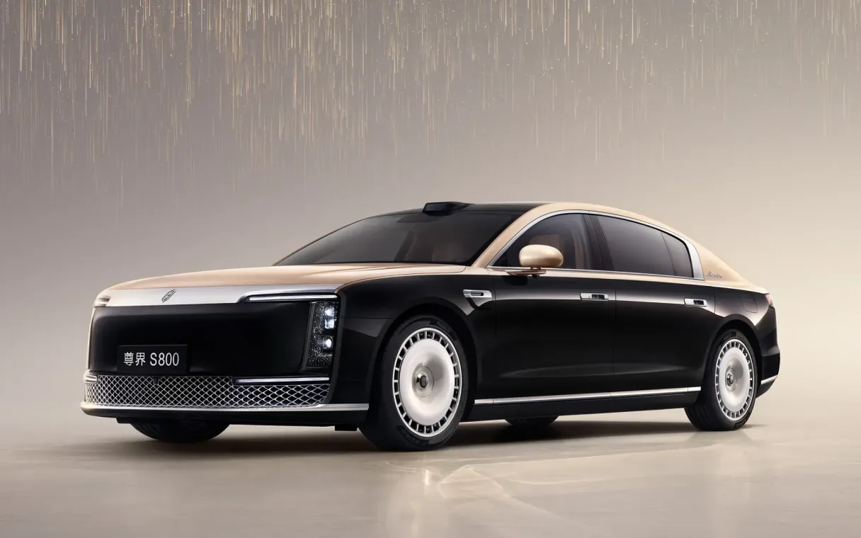 Maextro S800 - flagowa limuzyna z Chin.