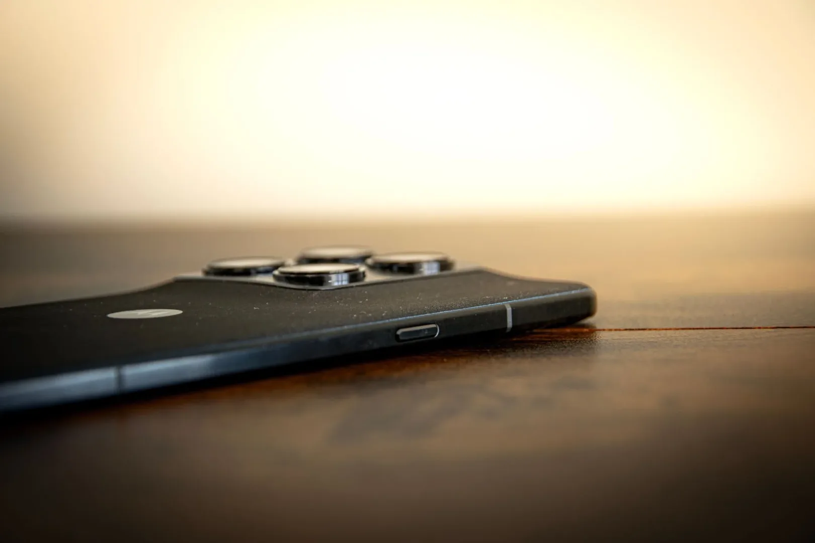 Smartfon Motorola Signature.