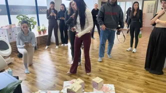 Uszy Do Góry x MOVA