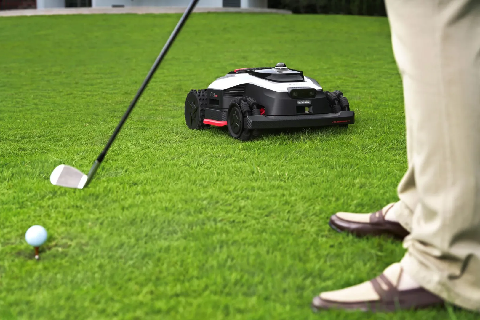 Oto Dreame A3 AWD Pro. To robot koszący, który robi różnicę Robot koszący Dreame A3 AWD Pro.