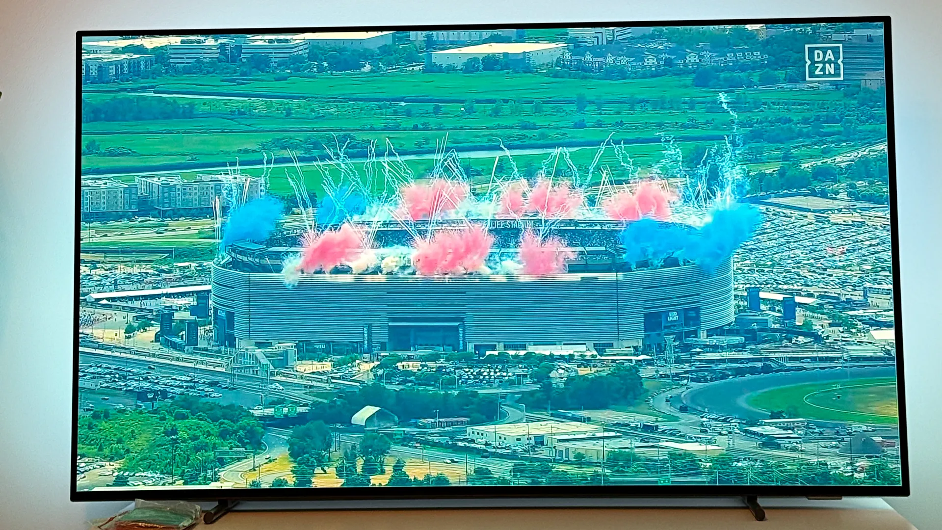 Nowości TV Philips Ambilight 2026.