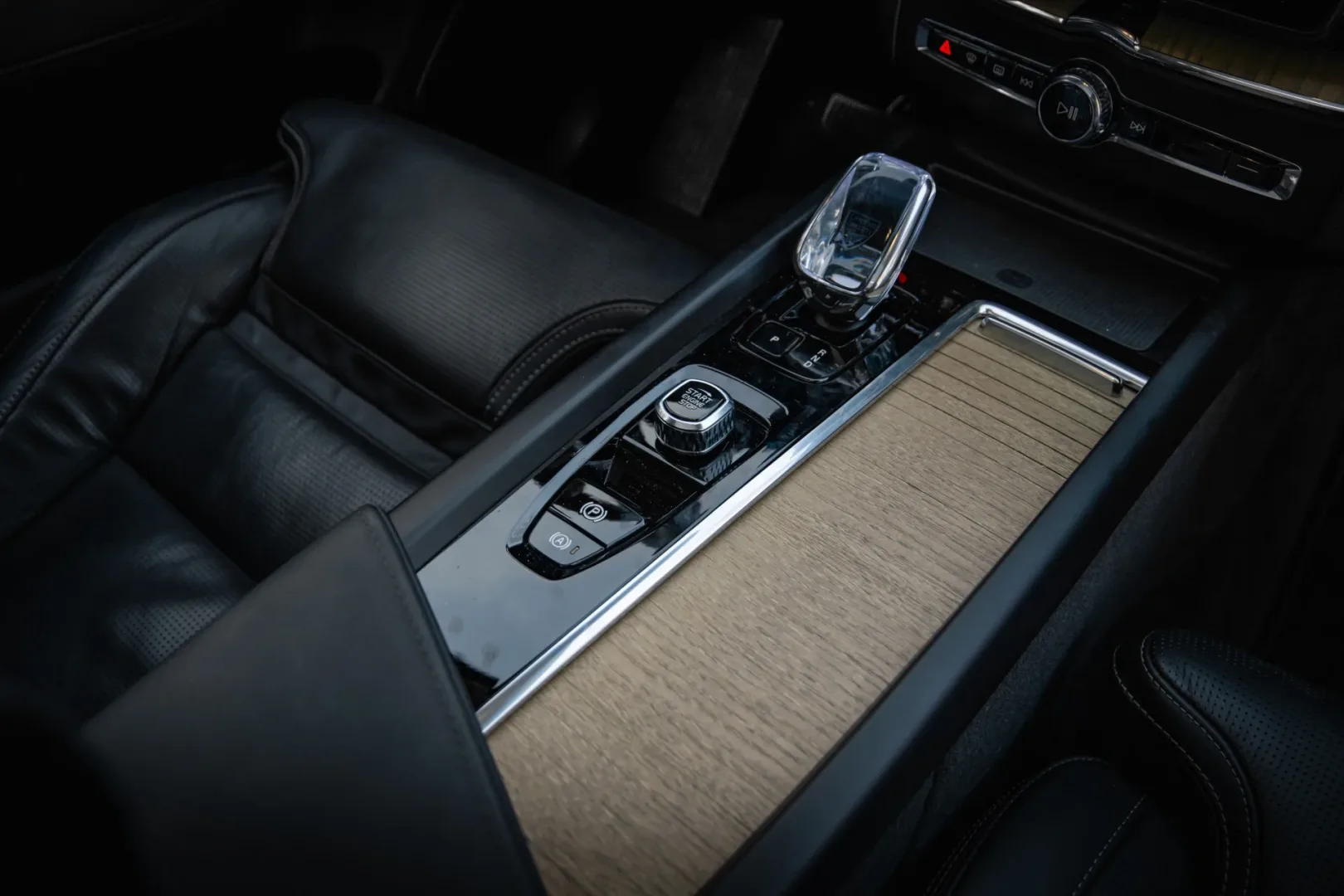 2026 Volvo XC60 T6 AWD 350 KM Ultra. Fot.: Ernest Dragan / MenWorld.pl.