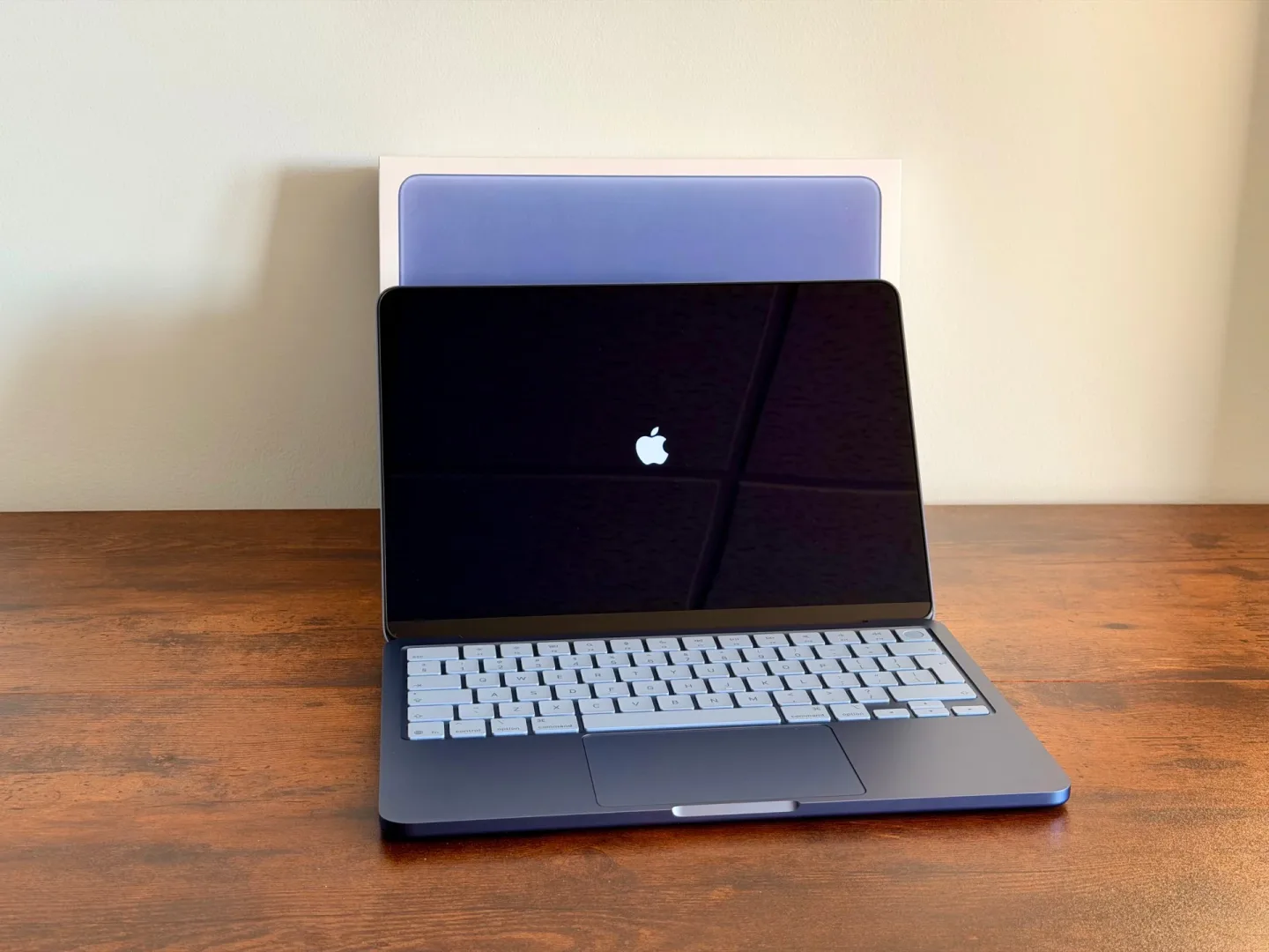 Test Apple MacBook Neo Indygo. Fot.: MenWorld.pl.