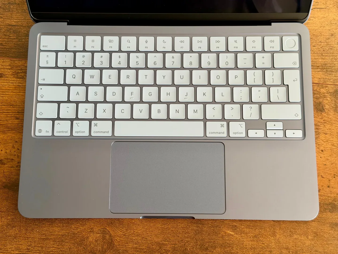 Test Apple MacBook Neo Indygo. Fot.: MenWorld.pl.