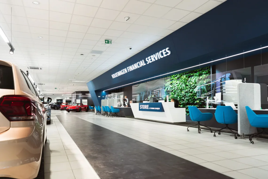 Polacy chcą, by używane auto było pewnym i prostym zakupem. VW FS STORE ma nam w tym pomóc.