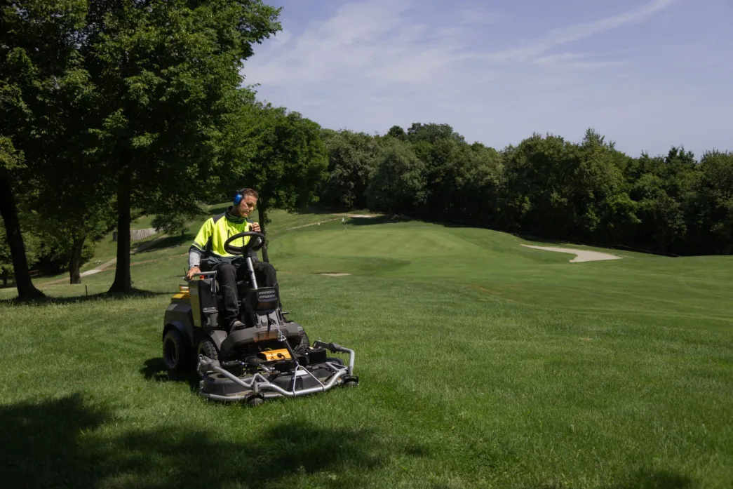 Stiga ePark Pro