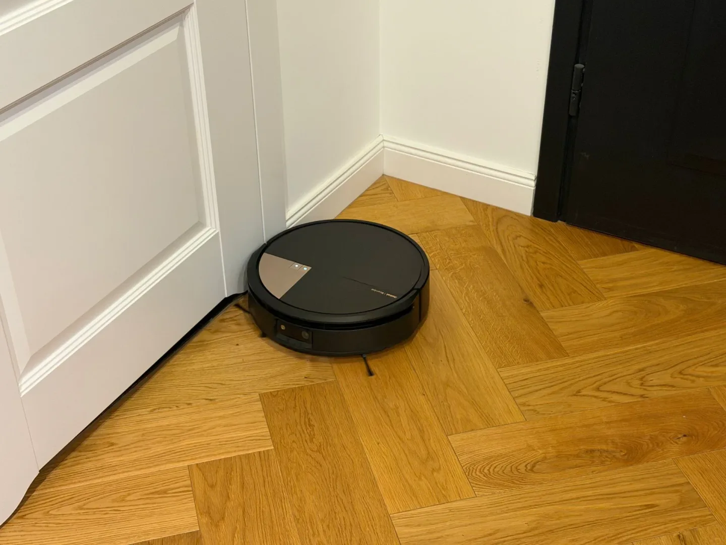 iRobot Roomba Max 705 Combo: sprząta czy tylko obiecuje? iRobot Roomba Max 705 Combo.