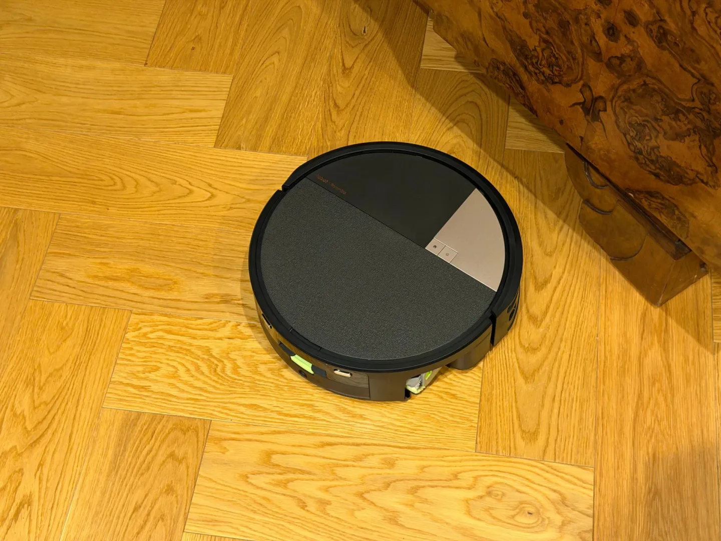 iRobot Roomba Max 705 Combo: sprząta czy tylko obiecuje? iRobot Roomba Max 705 Combo.